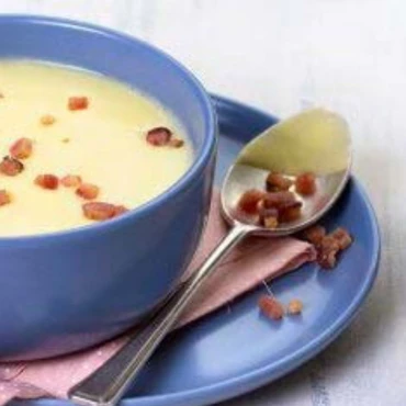 Imagem - Aprenda a fazer um delicioso creme de mandioquinha com bacon
