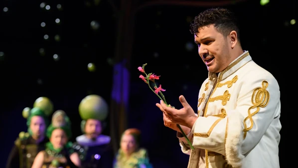 Alexandre Bianque, de Vitória, é o primeiro brasileiro a conquistar vaga no prestigiado Opernstudio do Landestheater Linz