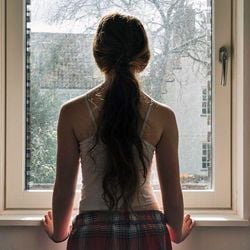 Os problemas de saúde mental estão aumentando entre os jovens. Como as famílias podem apoiá-los? E quando procurar ajuda profissional?