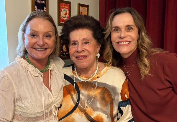 Carla Coser, Dóris Ferreira  e Fabiola Ruschi