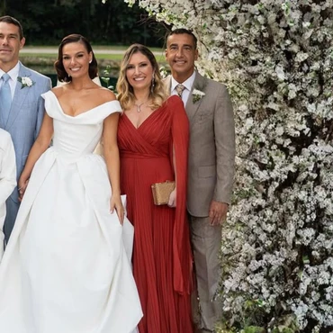 Imagem - Eduarda Buaiz abre álbum de fotos do casamento de Marcus Buaiz e Isis Valverde