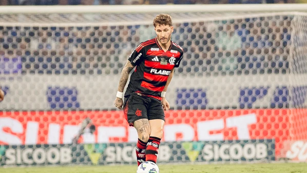 O Flamengo acumulou sua segunda derrota na temporada, desta vez por 2 a 1 para o Cruzeiro
