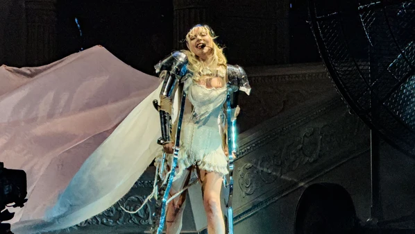 Veículos destacaram o "maior show da carreira" da artista até hoje, com ênfase na gratuidade e no público de mais de 2 milhões de fãs