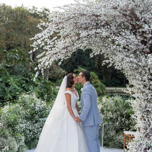 Casamento Marcus Buaiz e Isis Valverde por Instagram/@eduardabuaiz