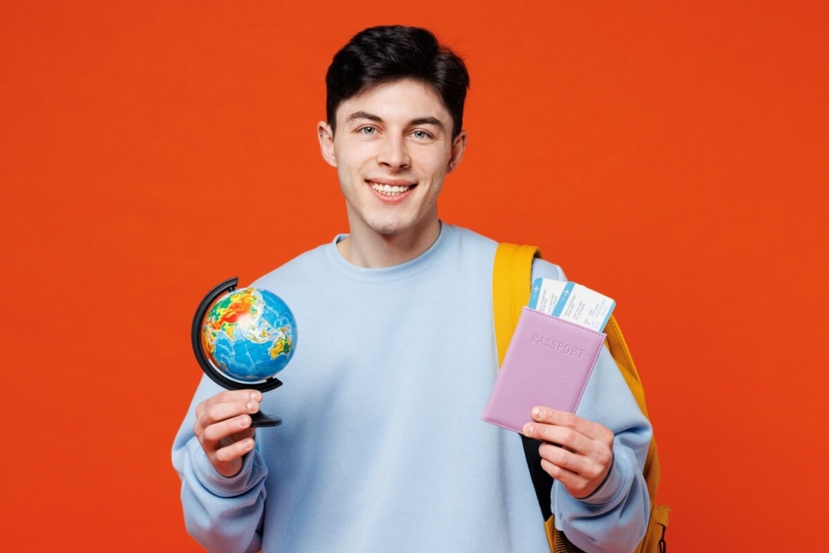 A Europa vem se firmando como uma escolha popular entre estudantes internacionais (Imagem: ViDI Studio | Shutterstock)