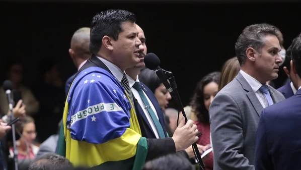 Para Ricardo Maia (MDB-BA), falas do parlamentar do ES ultrapassam os limites da liberdade de expressão