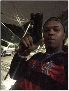 Ítalo Junio Leão de Oliveira, o "Relíquia", publicava fotos ostentando armas por Divulgação | Polícia Civil 