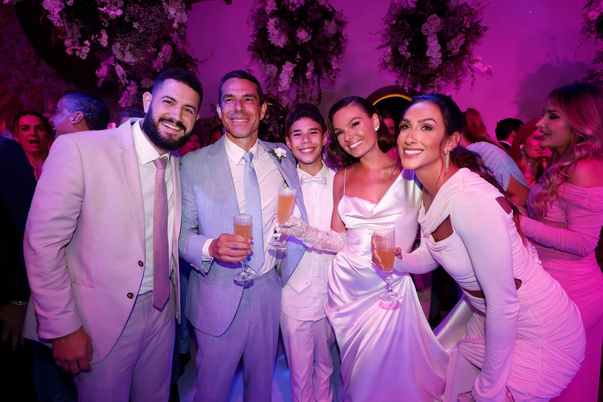 Pedro Paulo Moyses, Marcus Buaiz, José Marcus, Isis Valverde e Ithanara Bragio