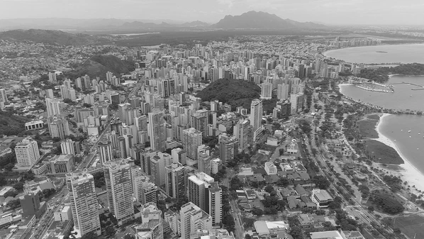 Esse resultado de Vitória mostra o peso da sinergia: a atuação conjunta da Polícia Militar e da Guarda Municipal em tantas ocorrências são um exemplo concreto disso