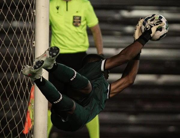 Goleiro do Vasco, Lucas Andrade celebra título inédito do clube: 