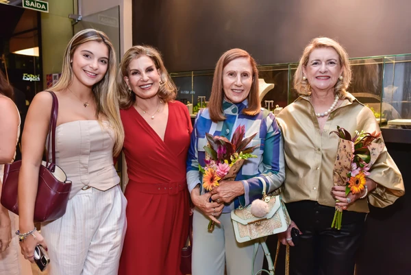 Luana Moulin, Beth Ribeiro, Mary Hilal e Gracinha Nader