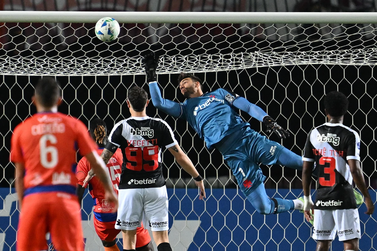 O Vasco foi goleado pelo Puerto Cabello pela Sul-Americana