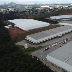 A 7Log, braço de investimentos imobiliários da família Belmok, iniciou a ampliação do Centro Logístico Grande Vitória (CLGV), no bairro Primavera, em Viana