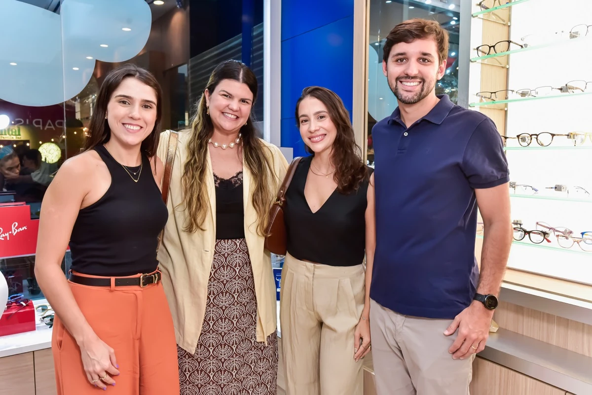 Ana Claudia Andrade, Monique Gaigher, Luana Braga e Flavio Figueiredo