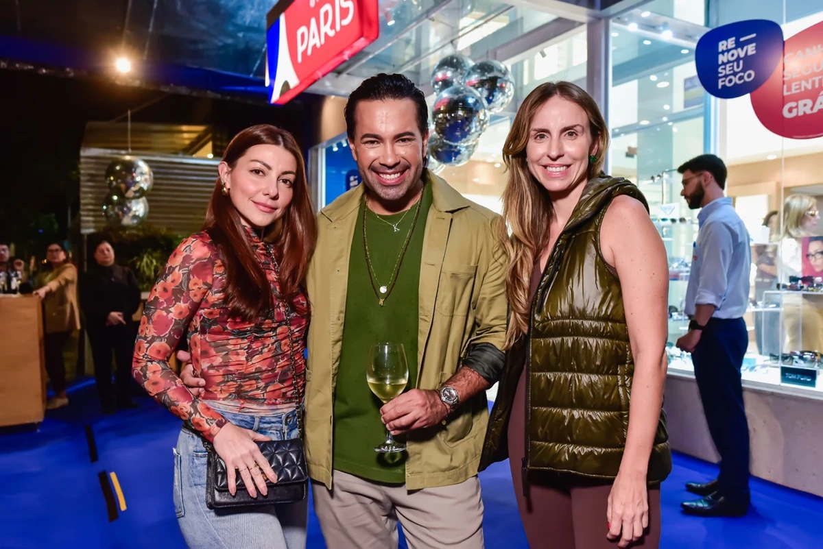 Andressa Recepute, Kaiky Plaster e Camila Cabral 