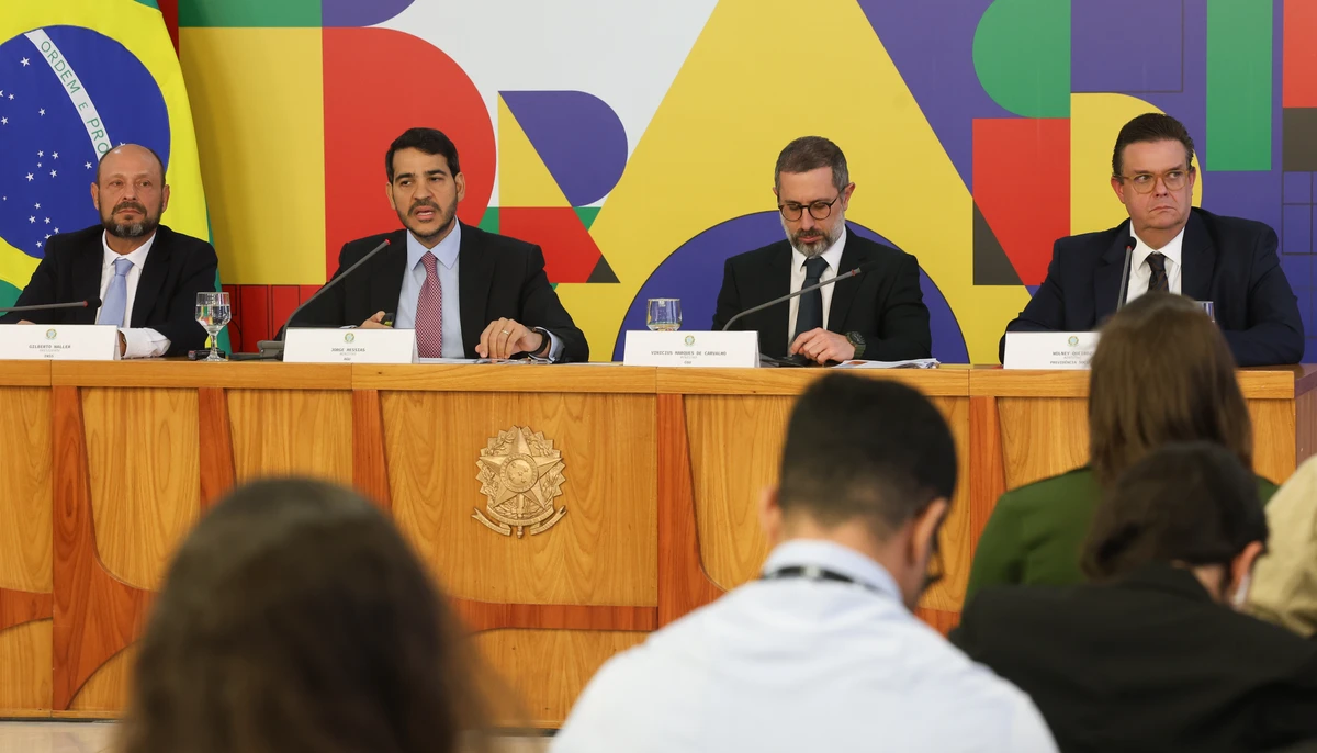 Coletiva de imprensa para atualização da Operação Sem Desconto