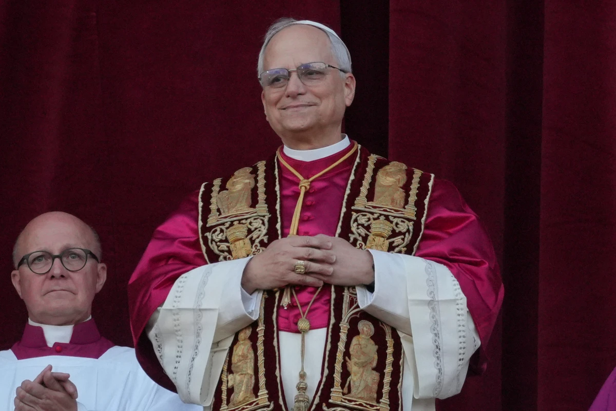 O cardeal americano Robert Prevost, de 69 anos, recém-eleito Papa Leão XIV