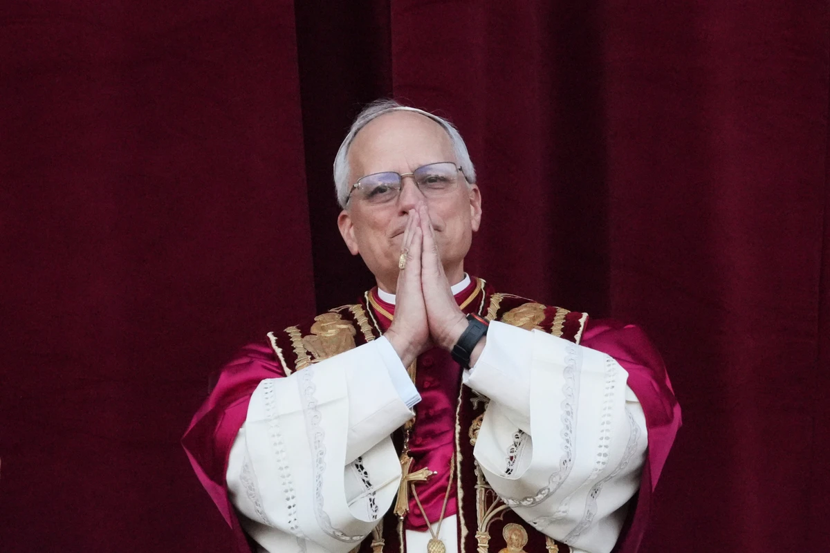 O cardeal americano Robert Prevost, de 69 anos, recém-eleito Papa Leão XIV