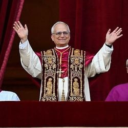 Como cada papa influenciou rumos do catolicismo frente à modernidade e qual será o papel de Leão 14? Especialistas apontam para avanços, retrocessos e disputas simbólicas internas.