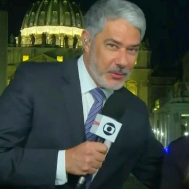 Imagem - William Bonner elogia comportamento de Ilze Scamparini durante conclave