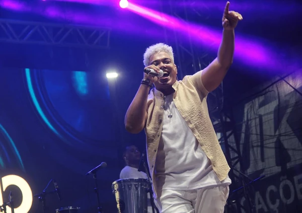 Cantor Paulo Moreno