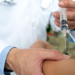 A médica que trocou fazer partos por ajudar pessoas a morrer