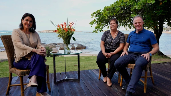 O governador Renato Casagrande e a primeira-dama Virgínia Casagrande contaram a rotina da família, em exclusiva, na residência oficial da Praia da Costa