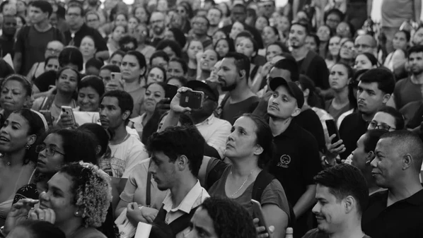 Repetição das filas para cancelamento de taxa cobrada pelo Sintrasades mostra o desamparo dos trabalhadores da saúde na hora de exercerem um direito