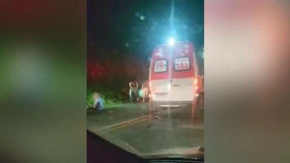 Motorista de um dos carros envolvidos teve lesões graves; segundo a PRF, colisão frontal ocorreu no km 39 da rodovia