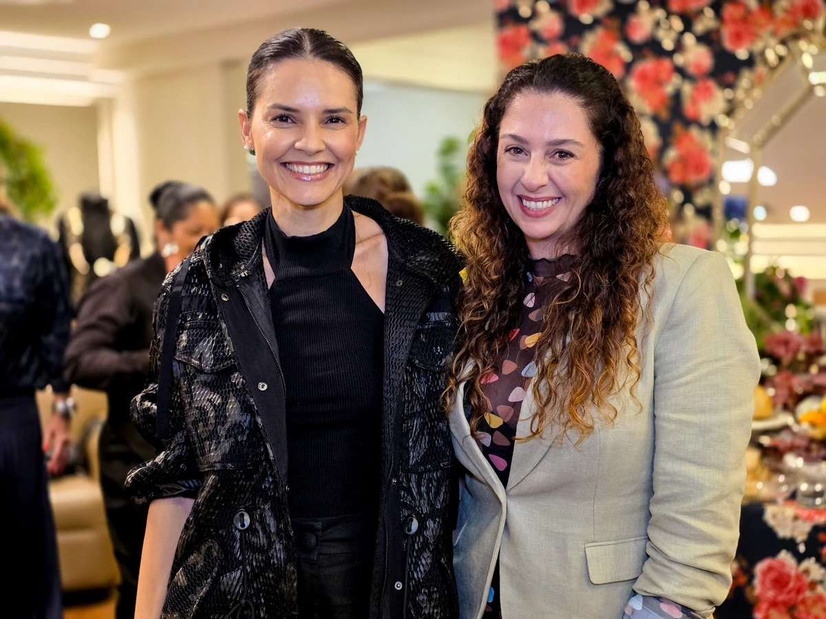 Bruna Bezerra e Marianne Assbu 