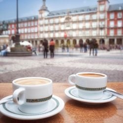 Em Madri e Barcelona, em alguns estabelecimentos o valor da conta agora dependente de quanto tempo o cliente fica na mesa.