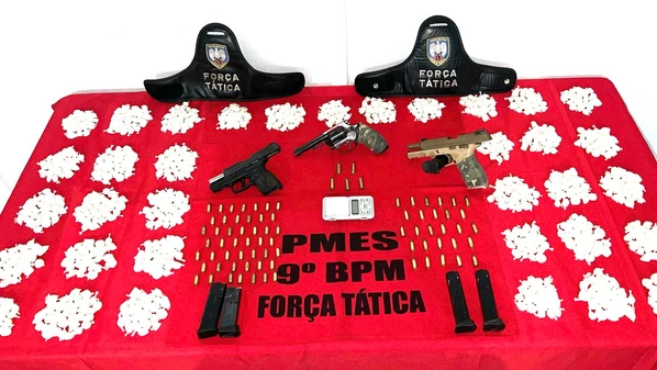 Materiais foram encontrados escondidos em área de mata atrás da sede da Central de Abastecimento do Espírito Santo (Ceasa) do município. Ninguém foi preso