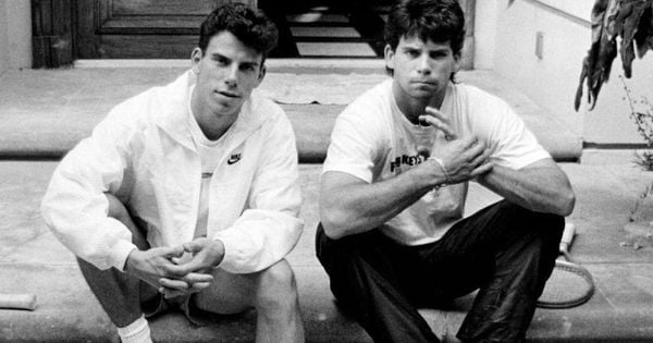A decisão pode abrir caminho para a liberdade condicional de Erik e Lyle Menendez , após serem considerados culpados de matar seus pais em 1989.