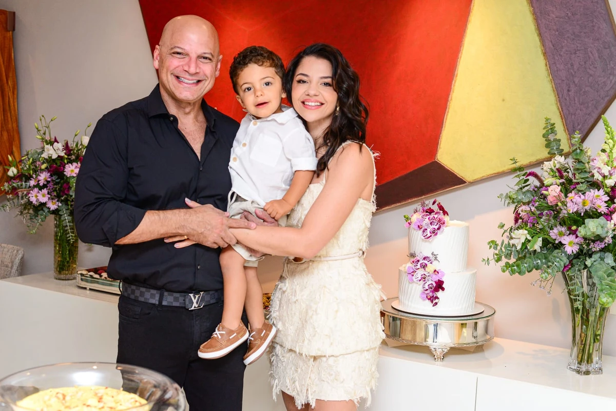 Camila Murad e Marcos Murad e Miguel