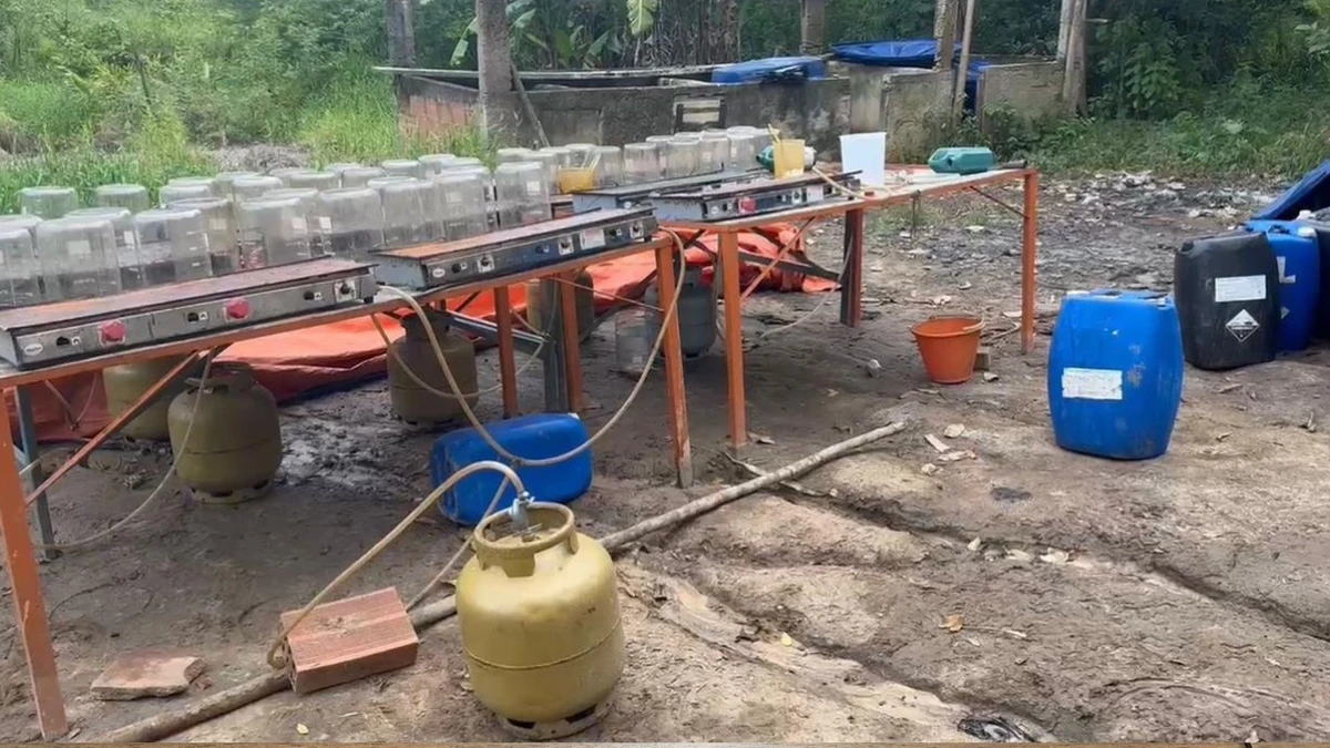  Imagens do laboratório clandestino localizado em novembro de 2023, em Duque de Caxias/RJ por Divulgação | Polícia Federal