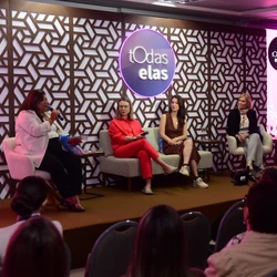 Segunda edição de evento do Todas Elas debateu maternidade e o mundo digital com o tema “O desafio de ser mãe entre toques e cliques”