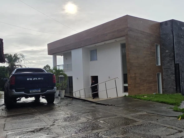 Operação Baest: polícia faz buscas em mansões, apreende carros de luxo, joias e obras de arte por Divulgação | Polícia Civil