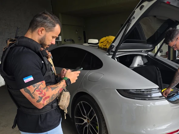 Operação Baest: polícia faz buscas em mansões, apreende carros de luxo, joias e obras de arte por Divulgação | Polícia Civil