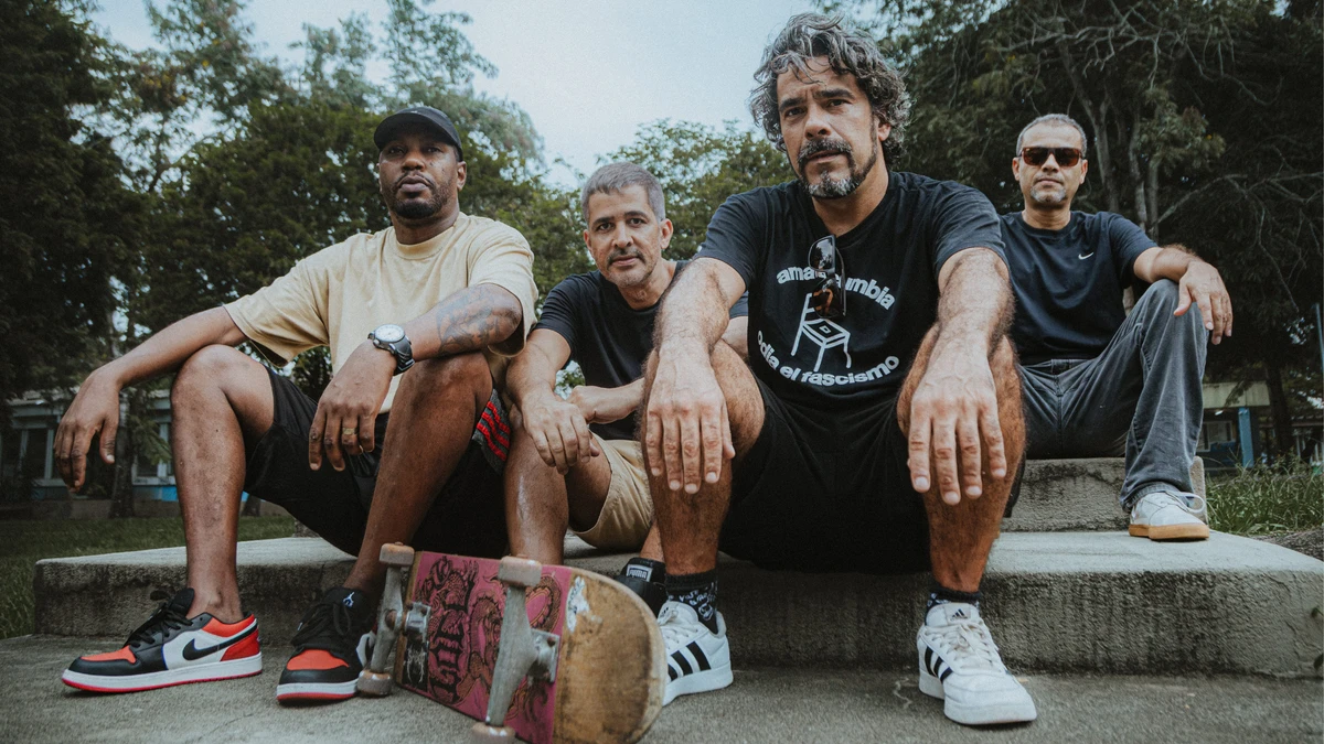 Banda Soltos e Prensados