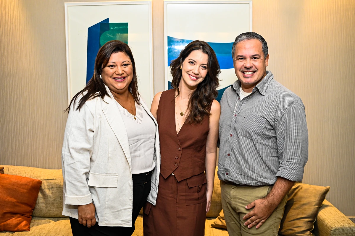 Elaine Silva, Nathalia Dill e Eduardo Fachetti