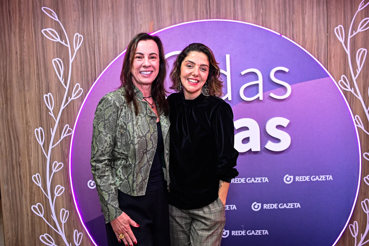 Luciana Almeida, Mariana Perini