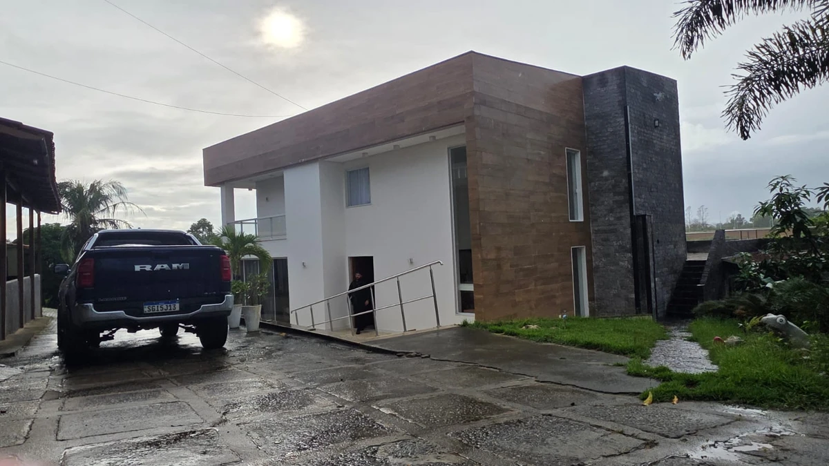 Operação Baest: polícia faz buscas em mansões, apreende carros de luxo, joias e obras de arte por Divulgação | Polícia Civil