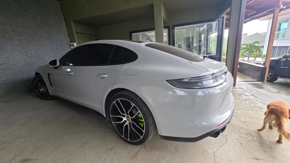 Operação Baest: polícia faz buscas em mansões, apreende carros de luxo, joias e obras de arte por Divulgação | Polícia Civil