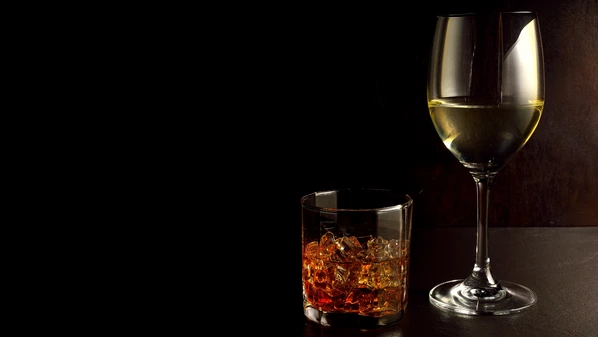 Com a baixa nas temperaturas, vale procurar alternativas que agradem o paladar e provoquem a sensação de calor. Para isso, confira dicas entre bebidas fermentadas e destiladas, assim como receitas especiais