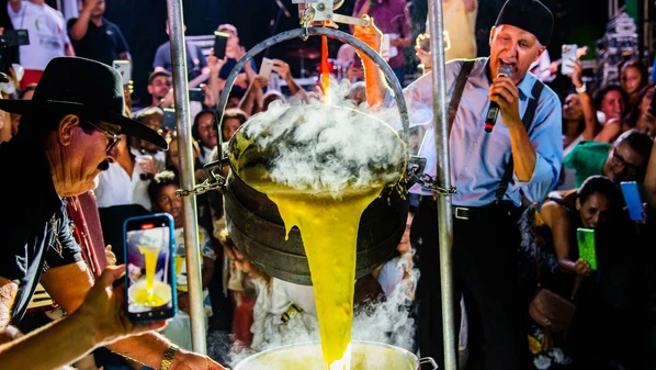 Tombo da Polenta e carretela com distribuição de vinho estão na programação da 4ª Festa da Imigração Italiana de Buenos Aires