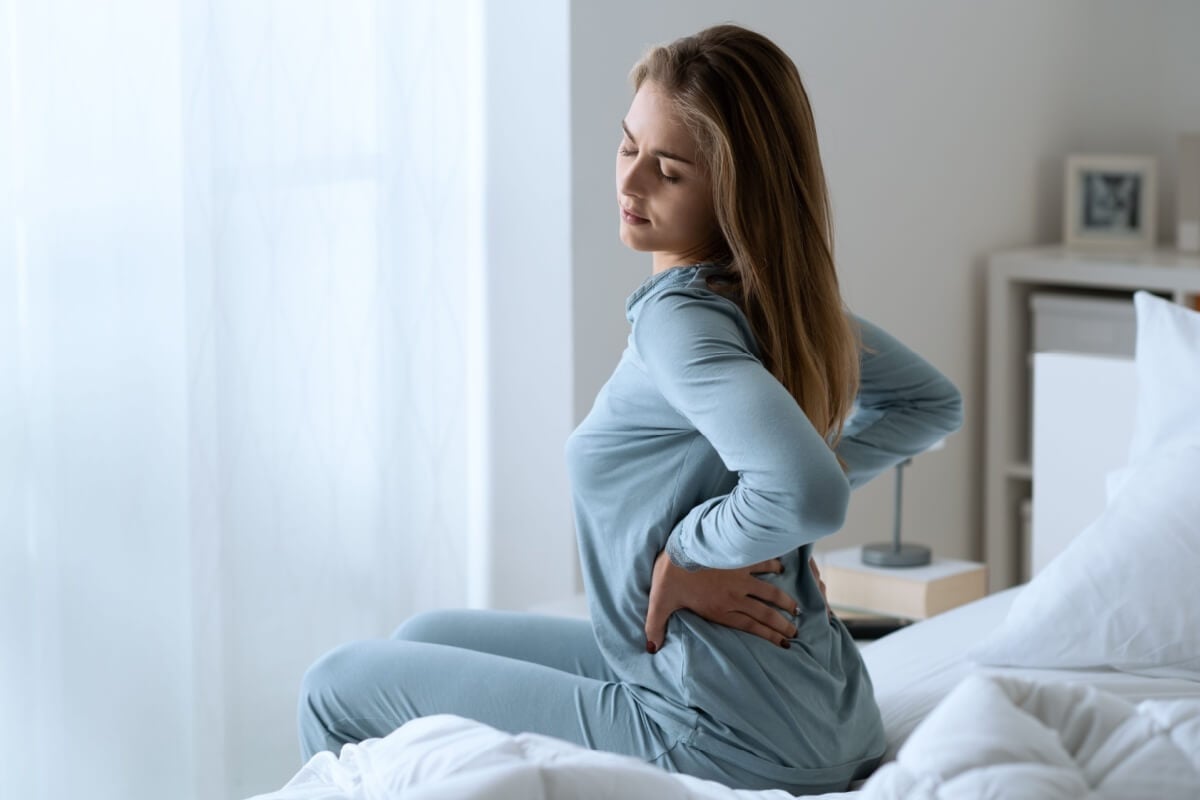 A hérnia de disco costuma causar dores intensas (Imagem: Stock-Asso | Shutterstock) 