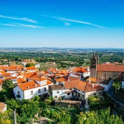 Dos 27 mil habitantes de Fundão, 4 mil são imigrantes de 78 nacionalidades diferentes. A economia cresceu, a população aumentou e a região é um exemplo de inclusão.