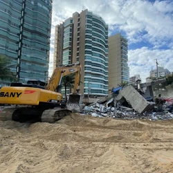 Estrutura estava interditada desde dezembro por irregularidades ambientais, sanitárias e perturbação do sossego