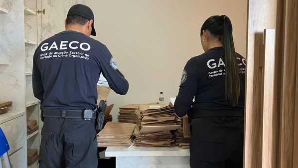 MPES disse que o foco foi a apreensão de documentos, computadores, mídias e demais materiais que possam contribuir com as investigações