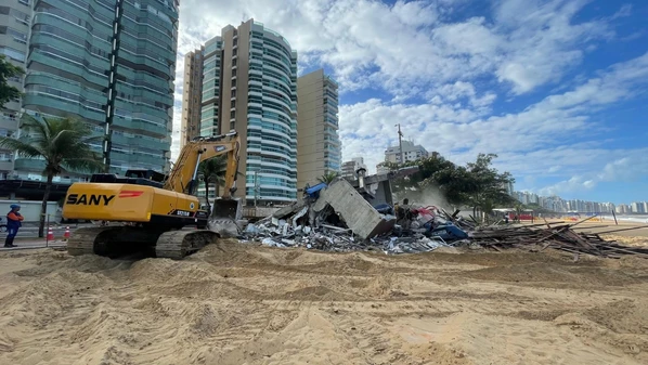 Estrutura estava interditada desde dezembro por irregularidades ambientais, sanitárias e perturbação do sossego
